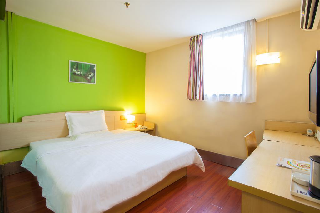 7Days Inn Qingdao Haiyunan Xinglong Road Номер фото